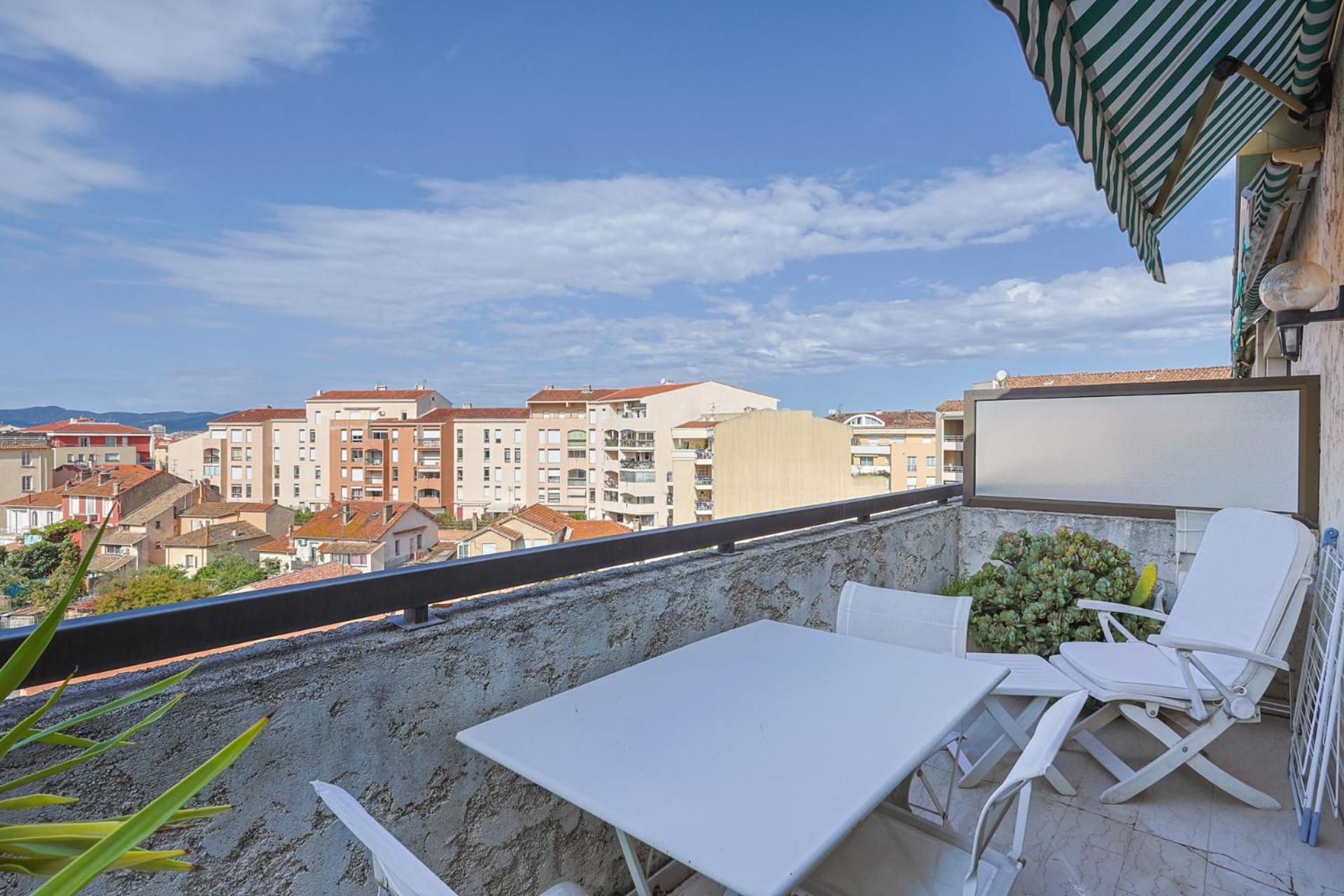 Appartement Globetrotter Saint-Raphaël Eksteriør billede