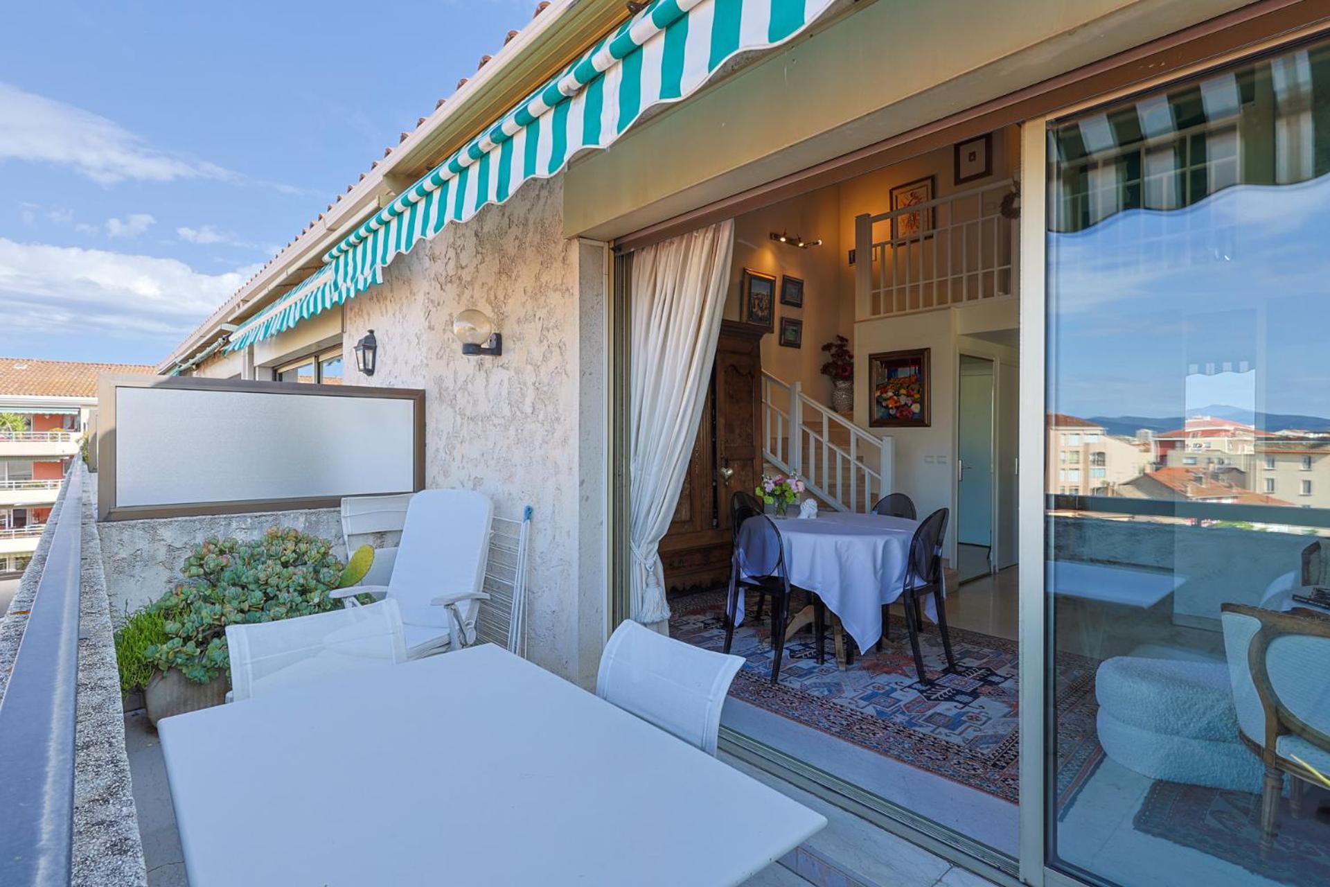 Appartement Globetrotter Saint-Raphaël Eksteriør billede